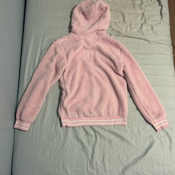 FILA SIZE LARGE - Picture 2 of 3